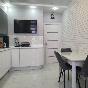 Продается 2-х комнатная квартира, 72 м²