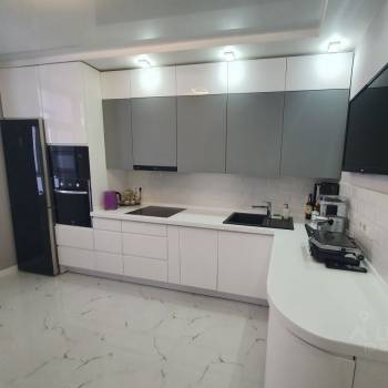 Продается 2-х комнатная квартира, 72 м²