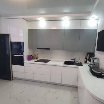 Продается 2-х комнатная квартира, 72 м²