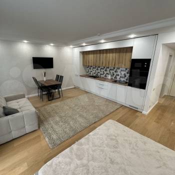 Продается 1-комнатная квартира, 38,5 м²