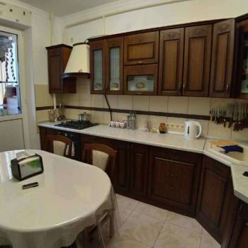 Продается 1-комнатная квартира, 43 м²