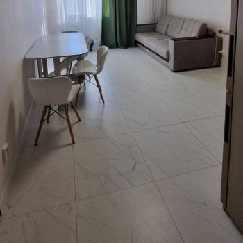 Продается 1-комнатная квартира, 44 м²