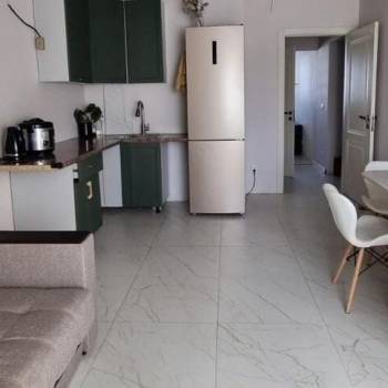 Продается 1-комнатная квартира, 44 м²