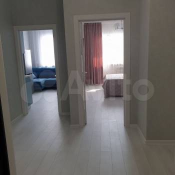 Сдается 1-комнатная квартира, 49,7 м²