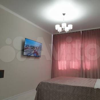 Сдается 1-комнатная квартира, 49,7 м²