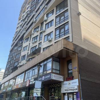 Продается 1-комнатная квартира, 48 м²