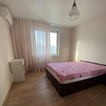 Продается 1-комнатная квартира, 33 м²