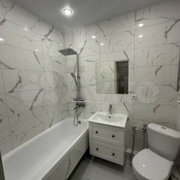 Продается 1-комнатная квартира, 45 м²
