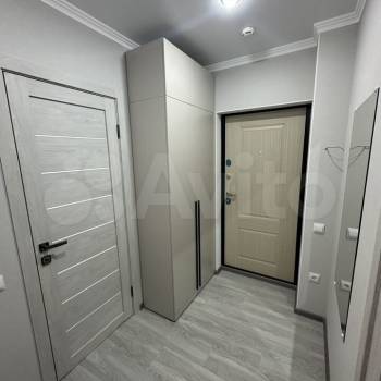 Продается 1-комнатная квартира, 45 м²