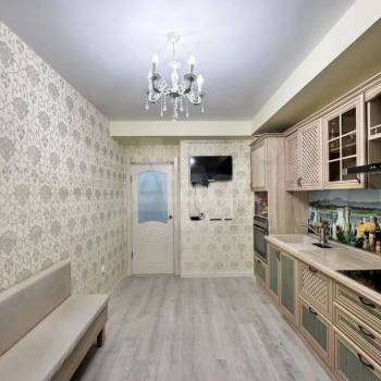 Продается 1-комнатная квартира, 48 м²