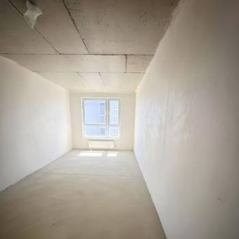 Продается 1-комнатная квартира, 43 м²