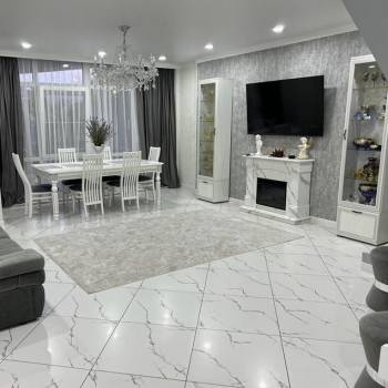 Продается Дом, 200 м²
