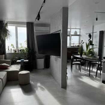 Продается 3-х комнатная квартира, 127 м²