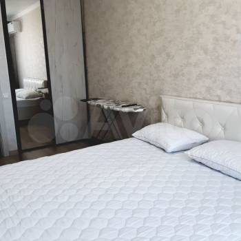 Сдается 1-комнатная квартира, 41 м²
