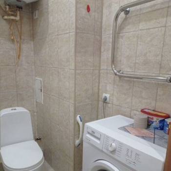 Сдается 1-комнатная квартира, 40 м²