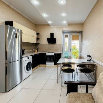 Сдается 1-комнатная квартира, 47 м²