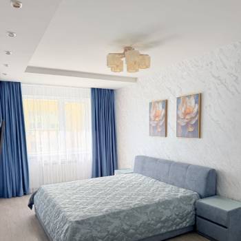 Сдается 2-х комнатная квартира, 70 м²