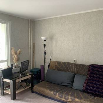 Продается 1-комнатная квартира, 35 м²
