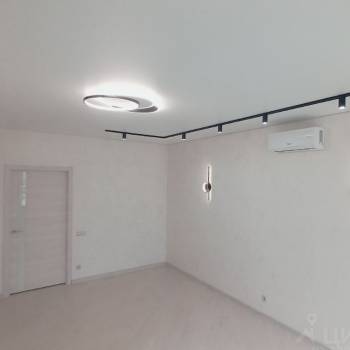 Продается 1-комнатная квартира, 40,8 м²