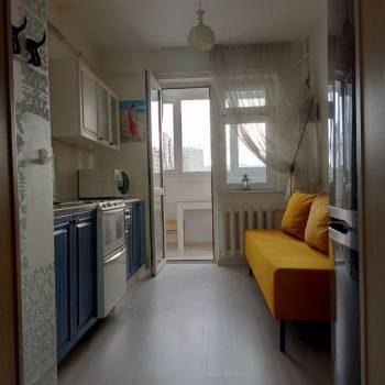 Продается 1-комнатная квартира, 55 м²