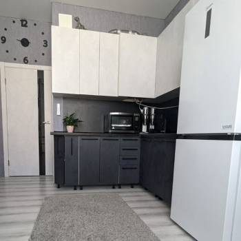 Продается 1-комнатная квартира, 36 м²