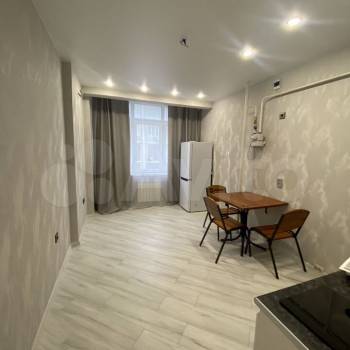 Сдается 1-комнатная квартира, 38 м²