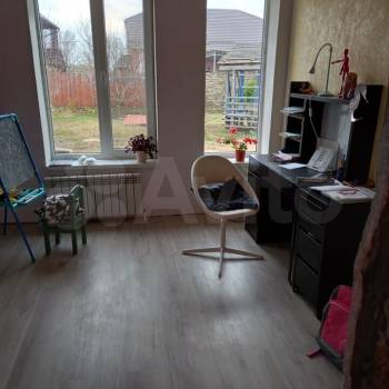 Продается Дом, 180 м²