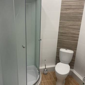 Продается 1-комнатная квартира, 46 м²