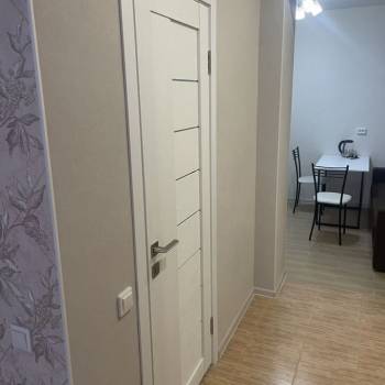Продается 1-комнатная квартира, 46 м²