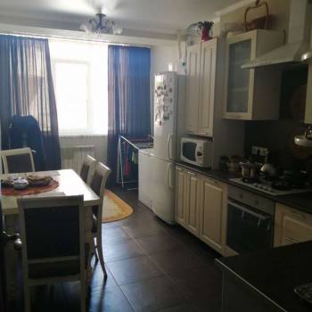 Продается 2-х комнатная квартира, 62 м²