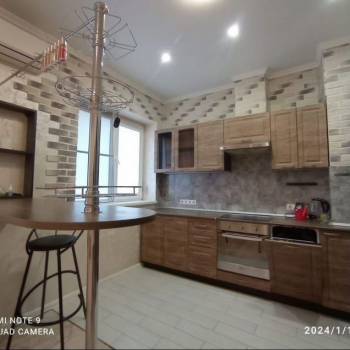 Продается 1-комнатная квартира, 44 м²