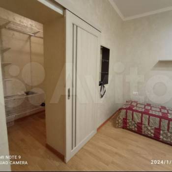 Продается 1-комнатная квартира, 44 м²