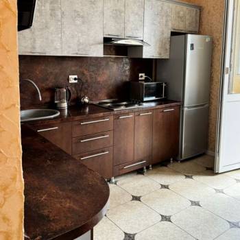 Сдается 1-комнатная квартира, 43 м²