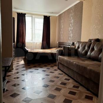 Сдается 1-комнатная квартира, 43 м²