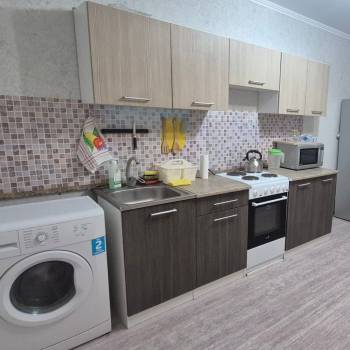 Сдается 2-х комнатная квартира, 65 м²