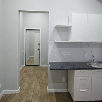 Продается 1-комнатная квартира, 18,4 м²