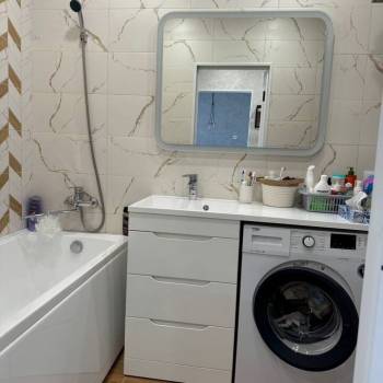 Продается 1-комнатная квартира, 38 м²