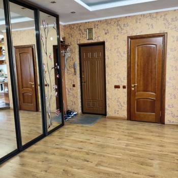 Продается 2-х комнатная квартира, 85 м²
