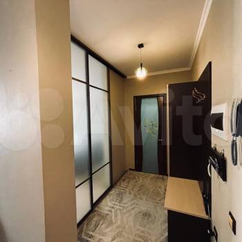 Сдается 1-комнатная квартира, 55 м²