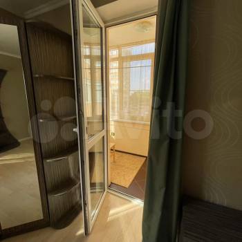 Сдается 1-комнатная квартира, 55 м²