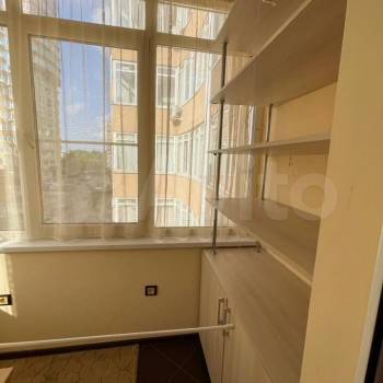 Сдается 1-комнатная квартира, 55 м²