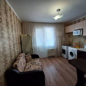 Продается 1-комнатная квартира, 40 м²