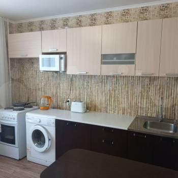 Продается 1-комнатная квартира, 40 м²