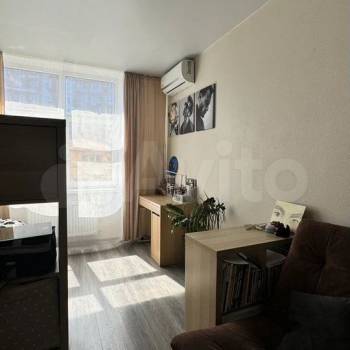 Продается 1-комнатная квартира, 47 м²