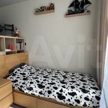 Продается 1-комнатная квартира, 47 м²