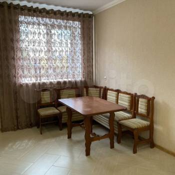 Продается Дом, 180 м²