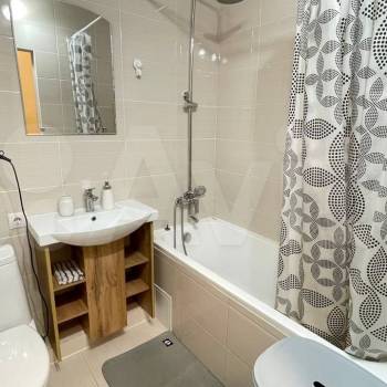Продается 1-комнатная квартира, 45 м²