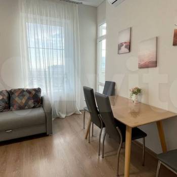 Продается 1-комнатная квартира, 45 м²