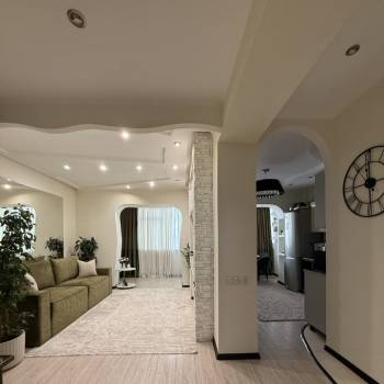 Продается 1-комнатная квартира, 44,1 м²