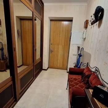 Продается Многокомнатная квартира, 142,7 м²